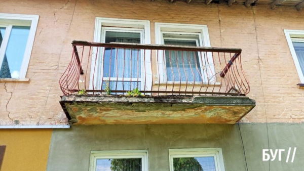 Аварійні балкони у Благодатному: хто платитиме за ремонт | Новини Нововолинська