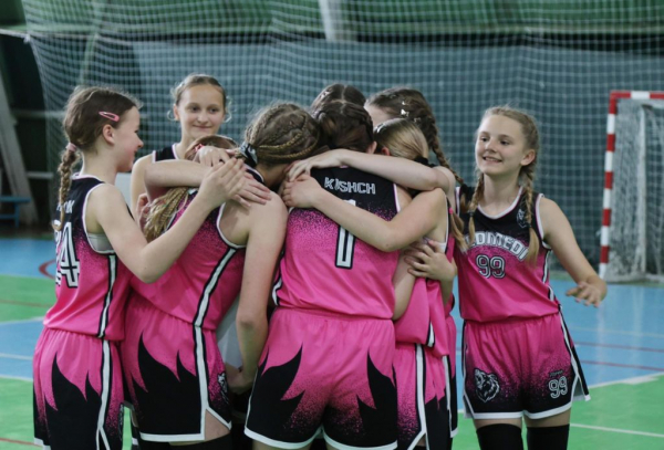 Баскетболістки з Нововолинська здобули перемогу на чемпіонаті України | Новини Нововолинська Баскетболістки з Нововолинська здобули перемогу на чемпіонаті України | Новини Нововолинська