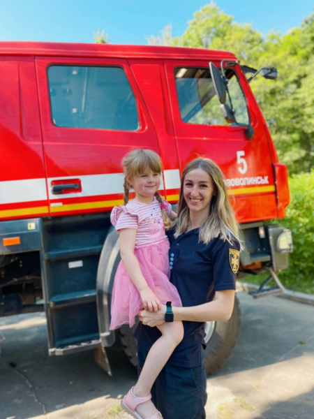 Красуня БУГу: інспекторка ДСНС Тетяна Мацьоха з Нововолинська | Новини Нововолинська Красуня БУГу: інспекторка ДСНС Тетяна Мацьоха з Нововолинська | Новини Нововолинська