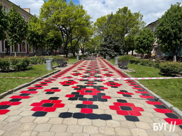 У Нововолинську оновили «вишивану алею» | Новини Нововолинська