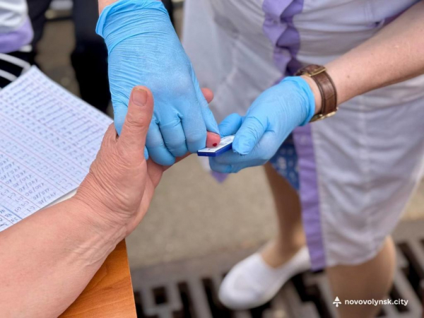 Обстежили майже 200 людей: у Нововолинську відбувся захід «Містечко здоров’я» | Новини Нововолинська