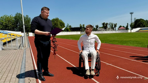 Ветерана з Нововолинська нагородили Подякою Голови Верховної Ради України | Новини Нововолинська