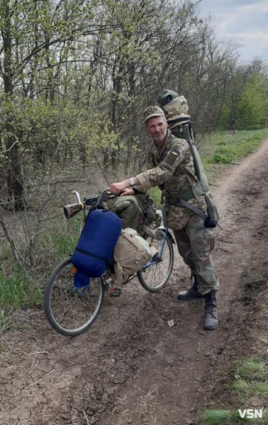 &laquo;Не хвилюйся, мамо, ми в лісі рибку ловимо&raquo;, а у слухавці &ndash; вибухи: спогади про Героя з Нововолинська Євгена Сороку | Новини Нововолинська