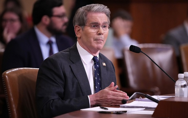 Мінфін США вважає, що країна влітку зіткнеться з дефолтом Мінфін США вважає, що країна влітку зіткнеться з дефолтом