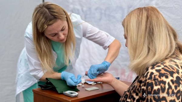 Обстежили понад 100 людей: у Нововолинську відбувся «Ярмарок здоров’я» | Новини Нововолинська