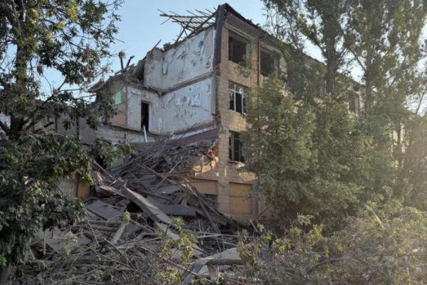 Війська Росії вночі з РСЗВ обстріляли центр Слов'янська - 06 червня 2025 :: Донеччина