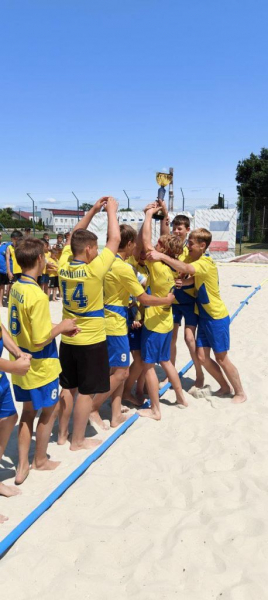 Нововолинські гандболісти стали срібними призерами чемпіонату України | Новини Нововолинська