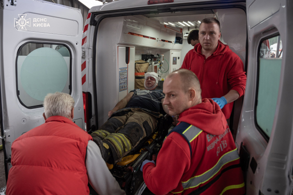 У Києві завершили аварійно-рятувальні роботи після російської атаки - 28 вересня 2025 :: Донеччина