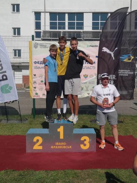 Юні легкоатлети з Нововолинська посіли призові місця на командному чемпіонаті України | Новини Нововолинська Юні легкоатлети з Нововолинська посіли призові місця на командному чемпіонаті України | Новини Нововолинська