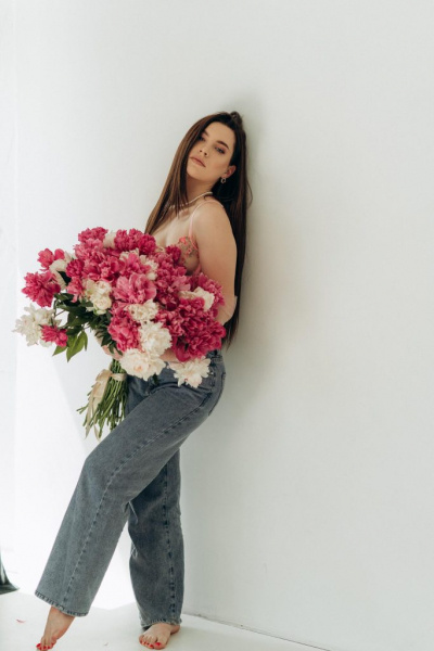 Красуня БУГу з Нововолинська: Яна Мордашова, яка перетворює роботу на мистецтво | Новини Нововолинська