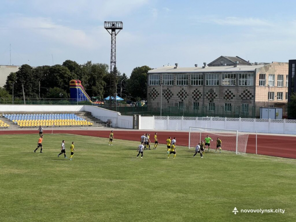 ФК &laquo;Шахтар-Нововолинськ&raquo; поступився лучанам у 10-му турі чемпіонату Волині | Новини Нововолинська