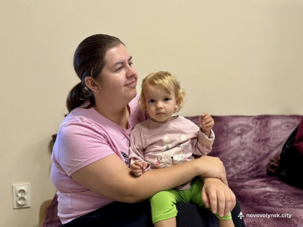 Рідні полонених та зниклих безвісти військових з Нововолинської громади вишивають «Рушник надії» | Новини Нововолинська