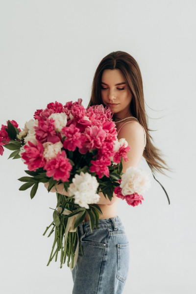 Красуня БУГу з Нововолинська: Яна Мордашова, яка перетворює роботу на мистецтво | Новини Нововолинська