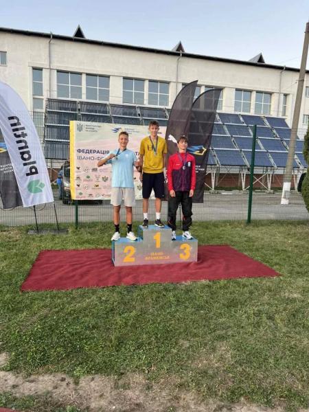 Юні легкоатлети з Нововолинська посіли призові місця на командному чемпіонаті України | Новини Нововолинська Юні легкоатлети з Нововолинська посіли призові місця на командному чемпіонаті України | Новини Нововолинська