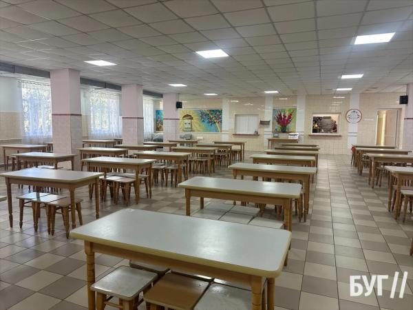 Один з кращих закладів області: нардеп Гузь відвідав Нововолинський науковий ліцей | Новини Нововолинська