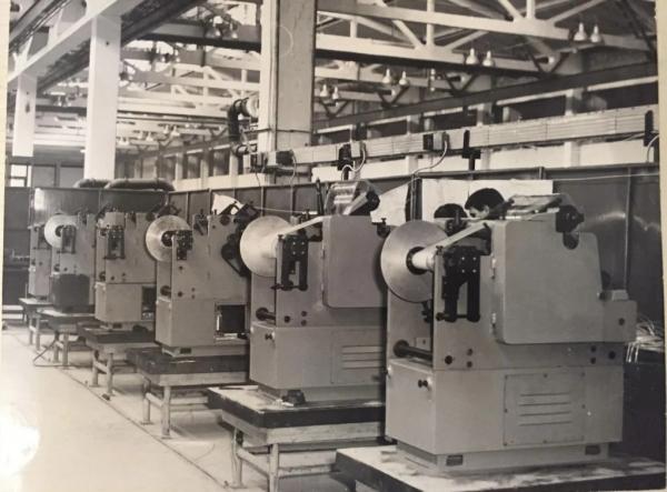 Його будували три країни, а тепер з вікон ростуть дерева: як гинув легендарний завод-велетень у Нововолинську | Новини Нововолинська Його будували три країни, а тепер з вікон ростуть дерева: як гинув легендарний завод-велетень у Нововолинську | Новини Нововолинська