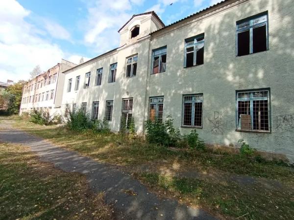 У Благодатному за 2,6 мільйона гривень продають будівлю школи | Новини Нововолинська У Благодатному за 2,6 мільйона гривень продають будівлю школи | Новини Нововолинська