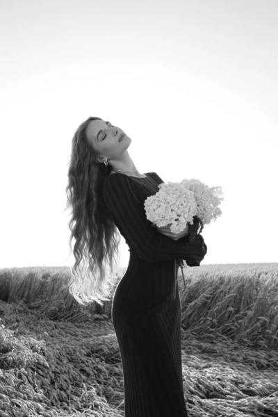 Красуня БУГу: Ангеліна Пикалюк — молода педагогиня, поетеса і SMM-спеціалістка з Нововолинська | Новини Нововолинська