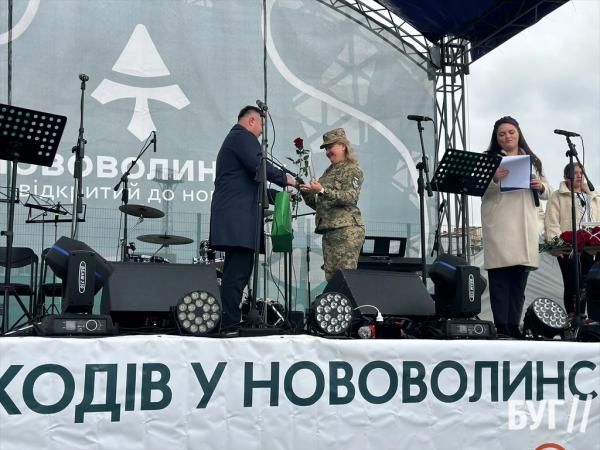 У Нововолинську пройшли заходи до Дня Захисника та Захисниці України | Новини Нововолинська У Нововолинську пройшли заходи до Дня Захисника та Захисниці України | Новини Нововолинська