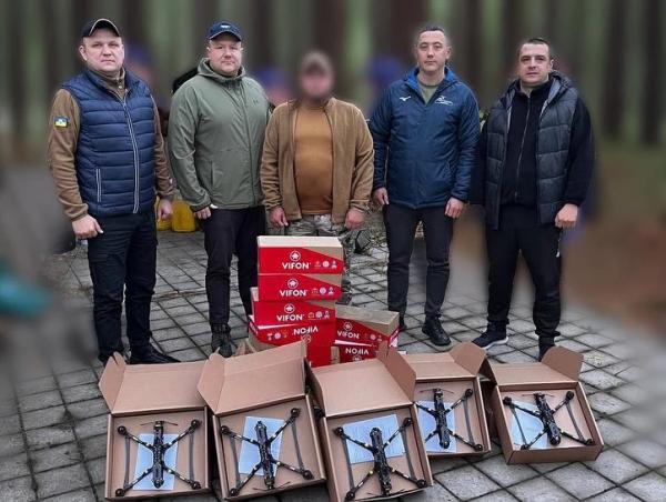 Генератори, FPV-дрони, маскувальні сітки: з Нововолинська військовим передали необхідне обладнання | Новини Нововолинська