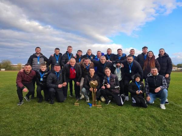 Команда лікарів здобула «золото» на чемпіонаті України з футболу: серед переможців — медик з Нововолинська | Новини Нововолинська Команда лікарів здобула «золото» на чемпіонаті України з футболу: серед переможців — медик з Нововолинська | Новини Нововолинська