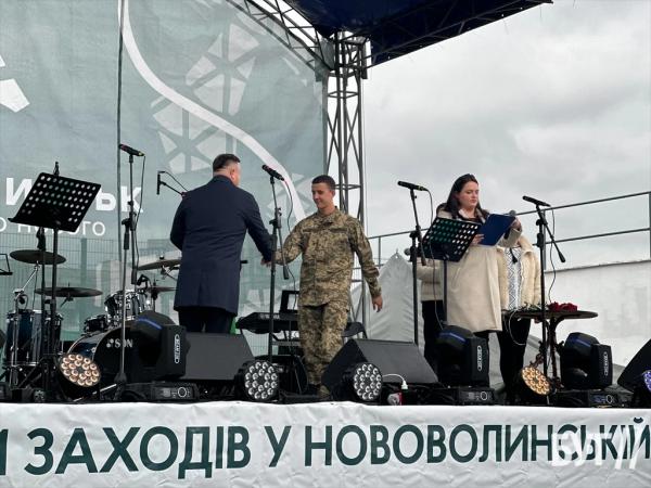 У Нововолинську пройшли заходи до Дня Захисника та Захисниці України | Новини Нововолинська У Нововолинську пройшли заходи до Дня Захисника та Захисниці України | Новини Нововолинська