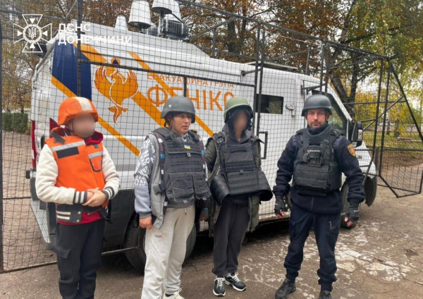 Евакуація на Донеччині - з Дружківки вивезли трьох осіб - 18 жовтня 2025 :: Донеччина