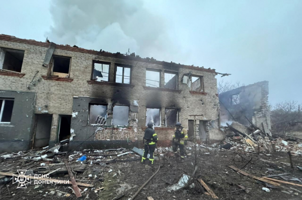 Удар по Миколаївці - частково зруйновано будинок - 08 листопада 2025 :: Донеччина