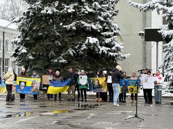 Нововолинськ: ми — голос тих, хто зараз у полоні | Новини Нововолинська Нововолинськ: ми — голос тих, хто зараз у полоні | Новини Нововолинська