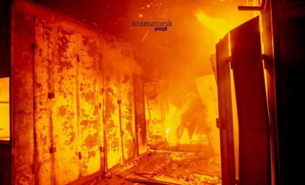 Пожежа на міському ринку Краматорська після обстрілу: постраждала жінка - 30 листопада 2025 :: Донеччина