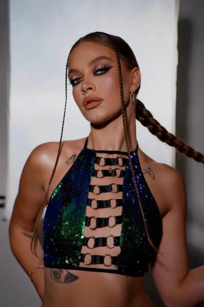 Красуня БУГу: танцівниця Яна Процюк з Нововолинська та її шлях у гарячому ритмі танцю | Новини Нововолинська Красуня БУГу: танцівниця Яна Процюк з Нововолинська та її шлях у гарячому ритмі танцю | Новини Нововолинська