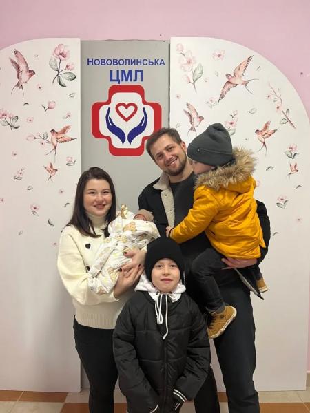 Скільки малюків народилися у пологовому Нововолинська у жовтні | Новини Нововолинська