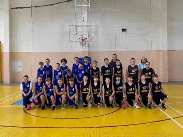 Баскетбольний клуб «Кажани» з Нововолинська розгромив суперників у Львові | Новини Нововолинська