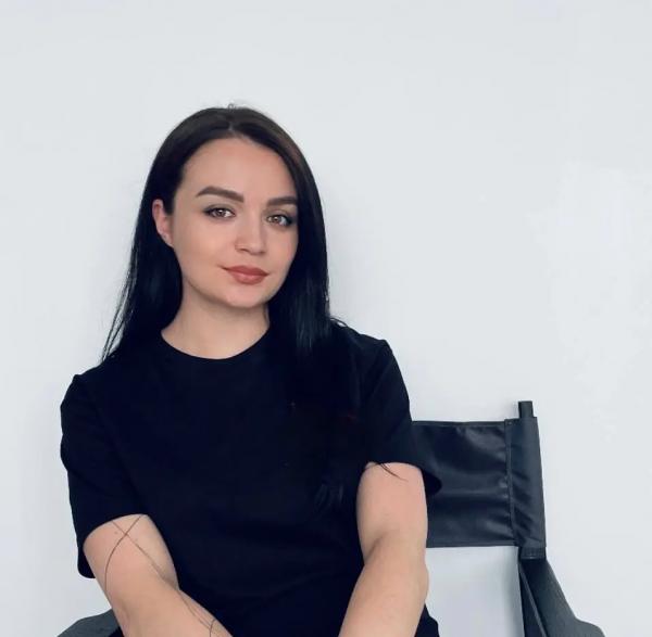 Красуння БУГу: нововолинянка Олександра Якобюк — психолог і логопед, яка дарує дітям віру в себе | Новини Нововолинська Красуння БУГу: нововолинянка Олександра Якобюк — психолог і логопед, яка дарує дітям віру в себе | Новини Нововолинська