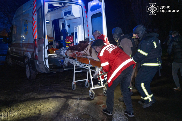 РФ вночі «шахедами» вдарила по Одесі - 04 грудня 2025 :: Донеччина РФ вночі «шахедами» вдарила по Одесі - 04 грудня 2025 :: Донеччина