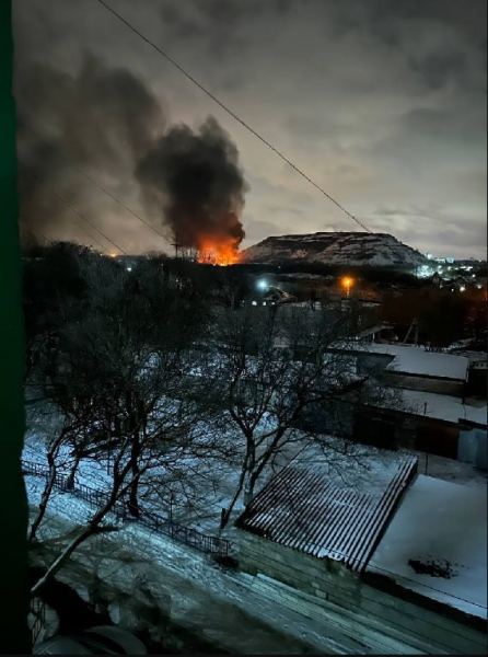 Удар БПЛА по Донецьку: пожежа у районі тютюнової фабрики - 27 грудня 2025 :: Донеччина