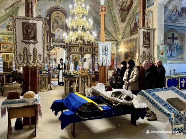 У Нововолинську попрощалися з Героєм Юрієм Кацевичем | Новини Нововолинська