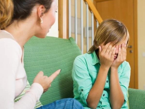 У Нововолинську 14-річний хлопець «здав» маму поліції, бо прогуляв школу, а вона його насварила | Новини Нововолинська