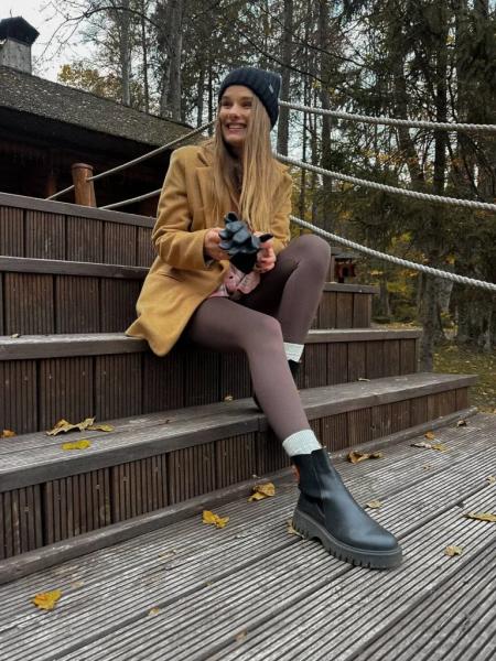 Красуня БУГу: «У світі є лише я і музика». Шлях Анастасії Дячук — композиторки та викладачки вокалу, яка перетворює почуття на звук | Новини Нововолинська Красуня БУГу: «У світі є лише я і музика». Шлях Анастасії Дячук — композиторки та викладачки вокалу, яка перетворює почуття на звук | Новини Нововолинська