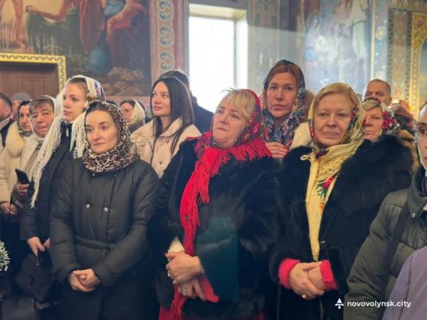 Настоятеля Хресто-Воздвиженського храму у Нововолинську відзначили медаллю &laquo;За заслуги перед містом&raquo; | Новини Нововолинська