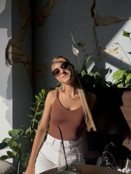 Красуня БУГу: Соломія Троць з Нововолинська — дівчина, що співає серцем | Новини Нововолинська Красуня БУГу: Соломія Троць з Нововолинська — дівчина, що співає серцем | Новини Нововолинська