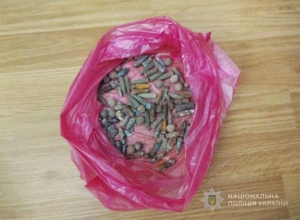 У Нововолинську затримали чоловіка, який продавав вибухову речовину | Новини Нововолинська