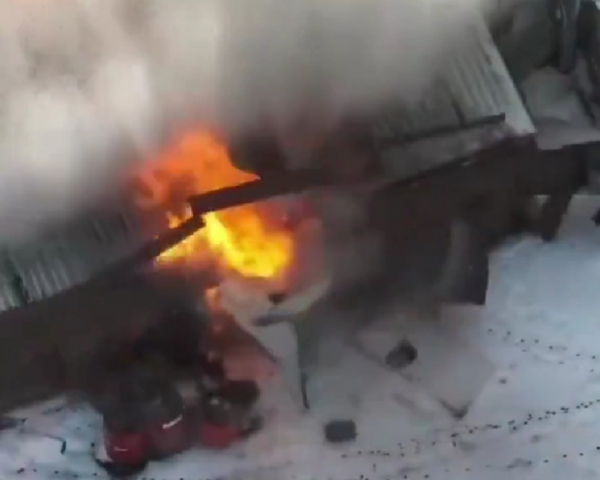 Дрон ЗСУ підірвав окупанта в сараї з бензиновими бочками - 22 січня 2026 :: Донеччина