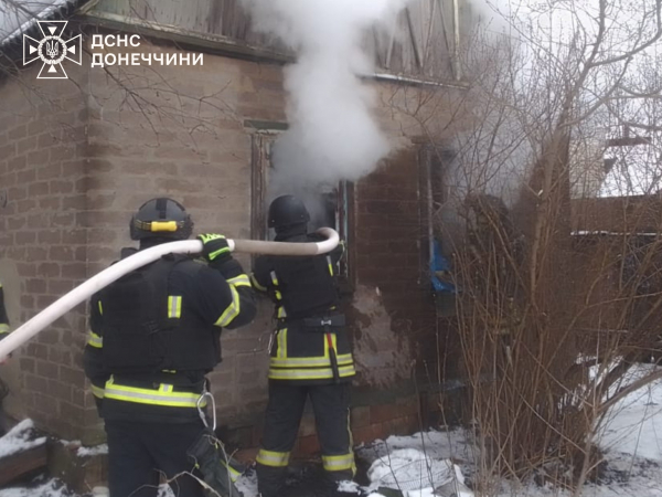 У Краматорську загорівся приватний будинок - 05 січня 2026 :: Донеччина