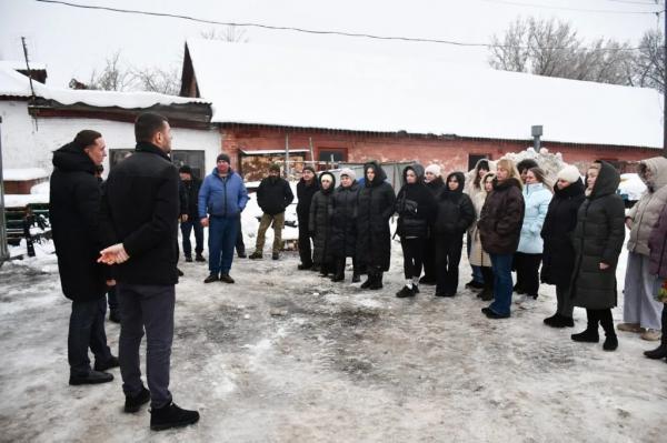 Ніжину передали потужний генератор від міста-партнера Нововолинська | Новини Нововолинська Ніжину передали потужний генератор від міста-партнера Нововолинська | Новини Нововолинська