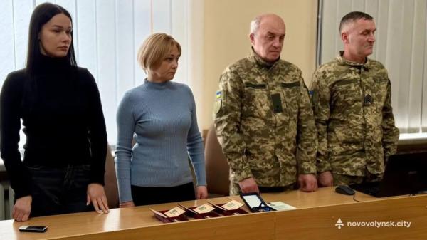 Чотирьом Героям із Нововолинської громади посмертно присвоїли державні нагороди | Новини Нововолинська