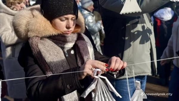 У Нововолинську вшанували Героїв Небесної Сотні | Новини Нововолинська