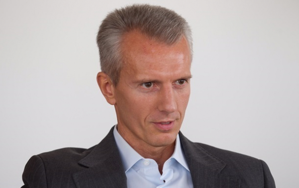 В Україну прилетів не Хорошковський, а його дружина