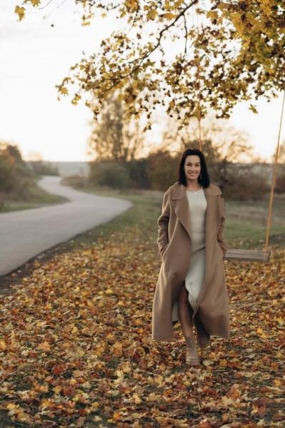 Красуня БУГу: Юлія Яцій &mdash; колористка, яка перетворила дитячу мрію на професію | Новини Нововолинська