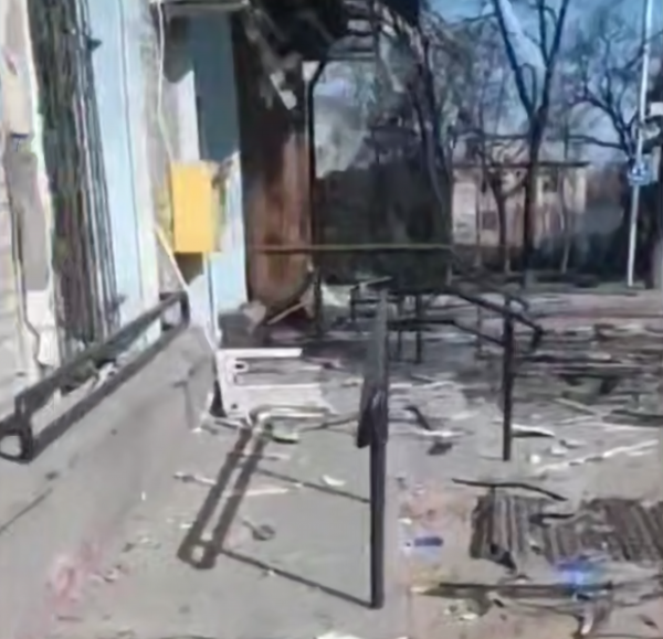 Росіяни вдарили по центральному відділенню «Укрпошти» у Дружківці - 02 березня 2026 :: Донеччина Росіяни вдарили по центральному відділенню «Укрпошти» у Дружківці - 02 березня 2026 :: Донеччина